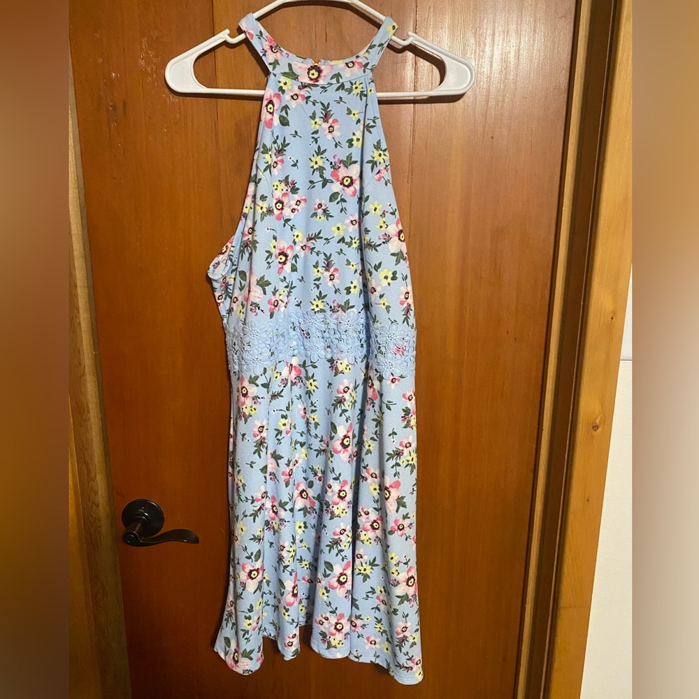 Short blue floral dress